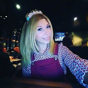 Meet your Posher, Irina